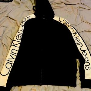 Calvin Klein sweat shirt